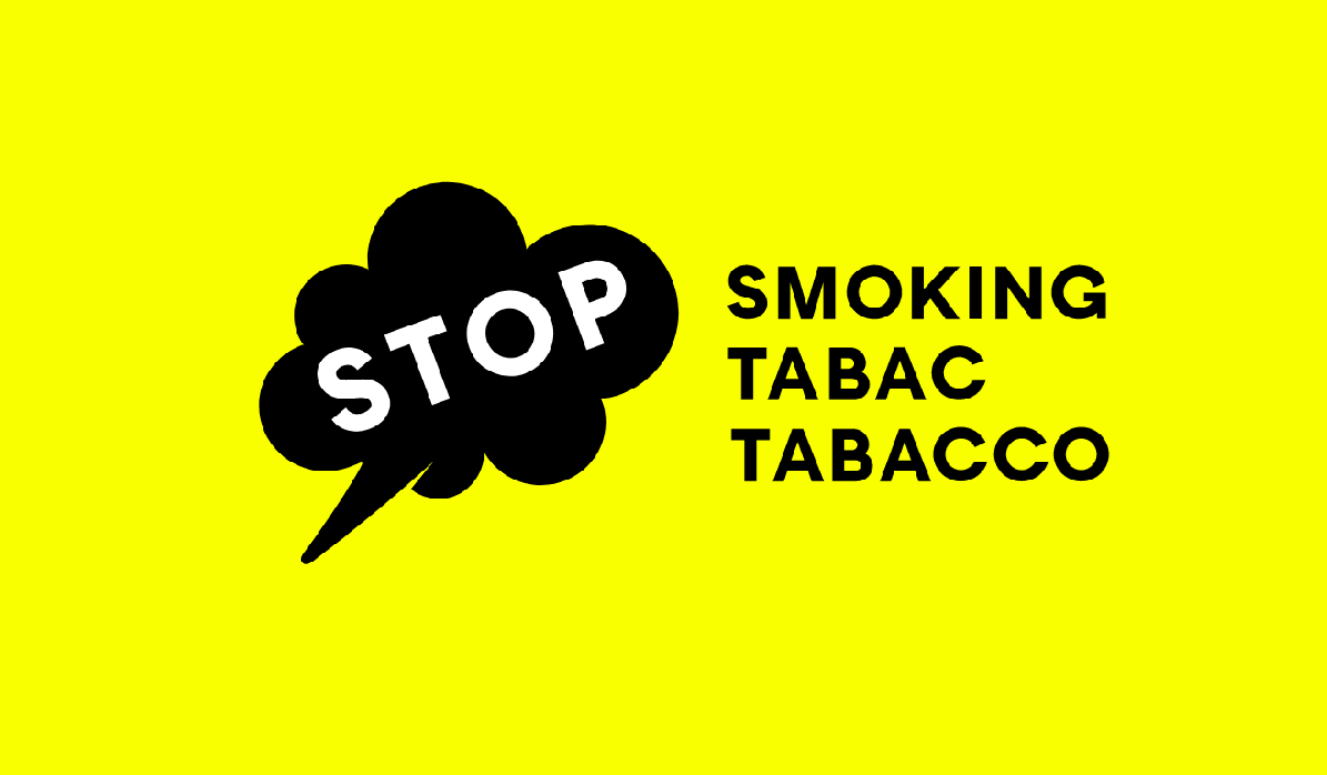 La parola Stop (bianca) in un fumetto nero, accanto a Smoking, Tabac, Tabacco in nero; lo sfondo è giallo chiaro.